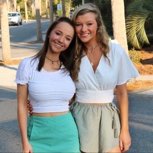 Meet your Posher, Emily